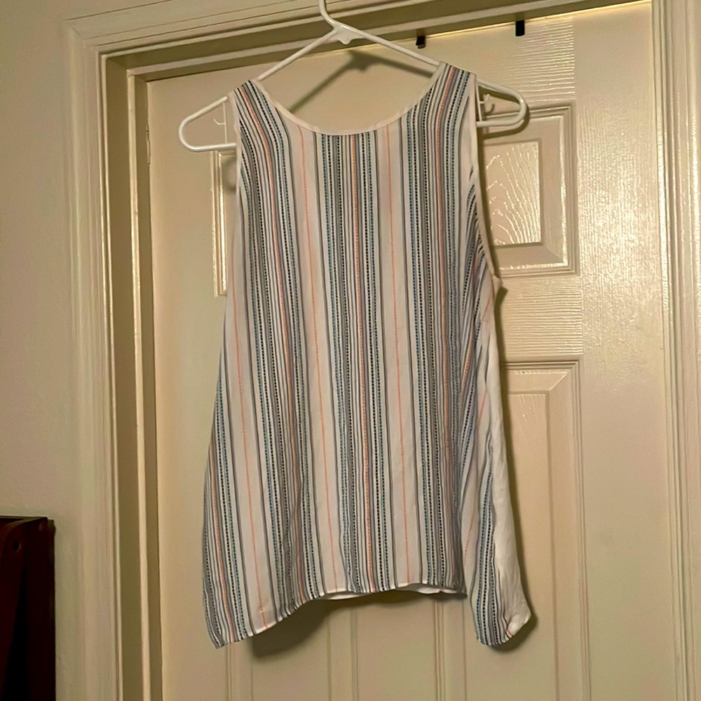Size M top from loft